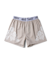 Carica l'immagine nel visualizzatore di Gallery, Aries Lace Print Boxer Shorts