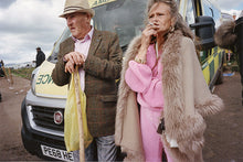 Carica l'immagine nel visualizzatore di Gallery, Frederik Rüegger I Am a Stranger in This Country