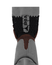 Carica l&#39;immagine nel visualizzatore di Gallery, ROA Bone Socks Dark Brown