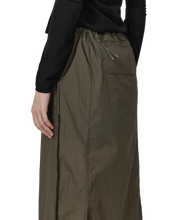 Carica l&#39;immagine nel visualizzatore di Gallery, ROA Gly See Through Mid Skirt Olive