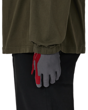 Carica l&#39;immagine nel visualizzatore di Gallery, ROA Andie Base Layer Gloves Black Grey Dark Red