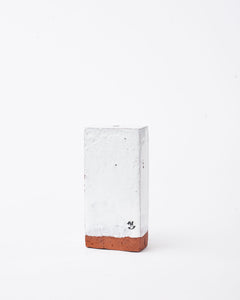 NIKO JUNE A Single Brick Candle L White
