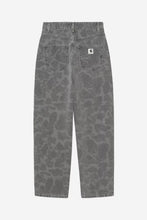 Carica l&#39;immagine nel visualizzatore di Gallery, Carhartt WIP W&#39; Duck Orell Pant Camo Duck/Black Heavy (bleach wash)