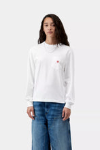 Carica l'immagine nel visualizzatore di Gallery, Carhartt Women’s L/S Pocket Small Heart T-Shirt