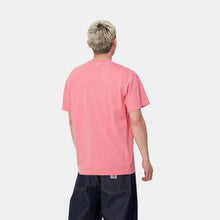 Carica l&#39;immagine nel visualizzatore di Gallery, Carhartt WIP S/S Duster Script T-Shirt WIP Charm Pink (garment dyed)