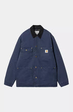 Carica l&#39;immagine nel visualizzatore di Gallery, Carhartt WIP OG Chore Coat Air Force Blue / Black (aged canvas)