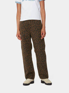 Carhartt WIP W' Leo Pierce Pant Straight Camo Leo, Tamarind / Tamarind (garment dyed)