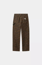 Carica l&#39;immagine nel visualizzatore di Gallery, Carhartt WIP W&#39; Leo Pierce Pant Straight Camo Leo, Tamarind / Tamarind (garment dyed)