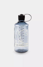 Carica l&#39;immagine nel visualizzatore di Gallery, Carhartt WIP Groundworks Water Bottle