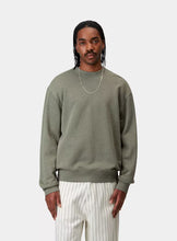 Carica l&#39;immagine nel visualizzatore di Gallery, Carhartt WIP Caspian Sweatshirt Park Heather (garment dyed)