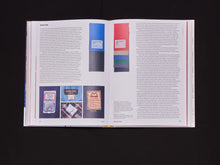 Carica l'immagine nel visualizzatore di Gallery, Mountain Style; British Outdoor Clothing  1953–2000