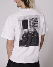 Carica l&#39;immagine nel visualizzatore di Gallery, No Problemo No War SS Tee White