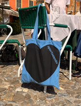 Carica l&#39;immagine nel visualizzatore di Gallery, Apartamento Heart Tote Bag