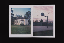 Carica l'immagine nel visualizzatore di Gallery, Sun 16 Zine Issue 01 - Goriza