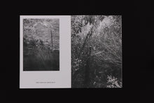 Carica l'immagine nel visualizzatore di Gallery, Sun 16 Zine  Issue 04 - Idola