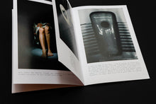 Carica l'immagine nel visualizzatore di Gallery, Sun 16 Zine Issue 05 - Le Assaggiatrici